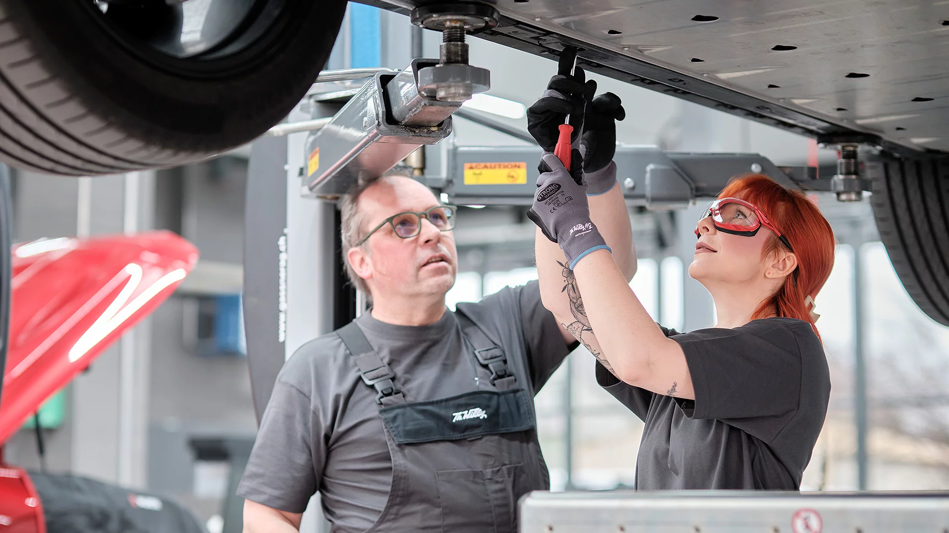 Automobil-Mechatroniker:in EFZ Fachrichtung Personenwagen